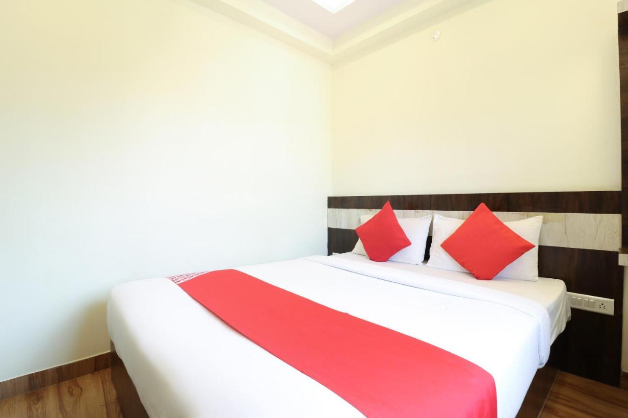 Oyo 36197 Royal Wood Hotell Bangalore Eksteriør bilde