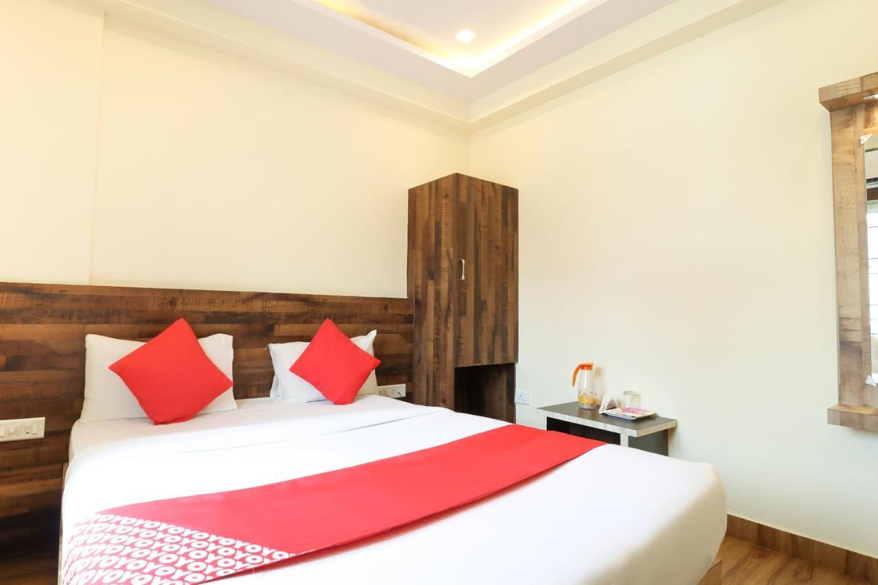 Oyo 36197 Royal Wood Hotell Bangalore Eksteriør bilde