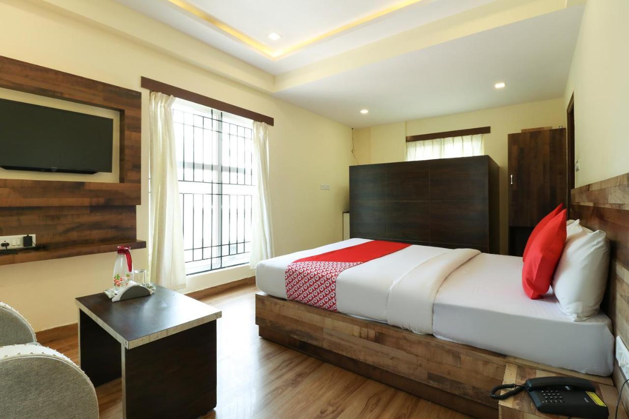 Oyo 36197 Royal Wood Hotell Bangalore Eksteriør bilde
