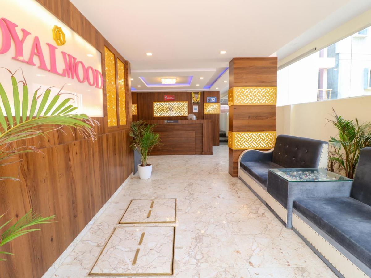 Oyo 36197 Royal Wood Hotell Bangalore Eksteriør bilde