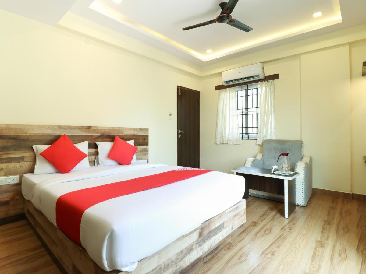 Oyo 36197 Royal Wood Hotell Bangalore Eksteriør bilde